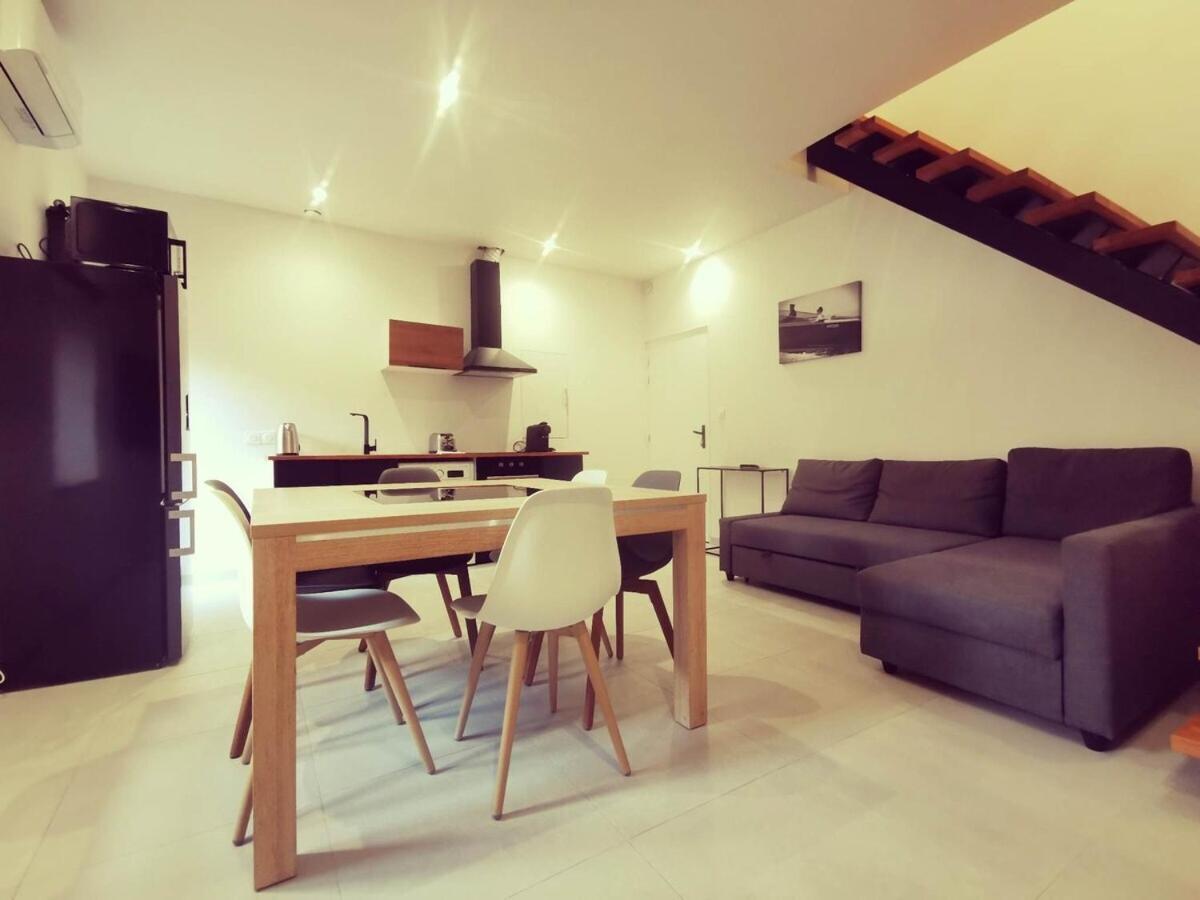 Le Quai Du Rhone Apartman Sainte-Colombe  Szoba fotó